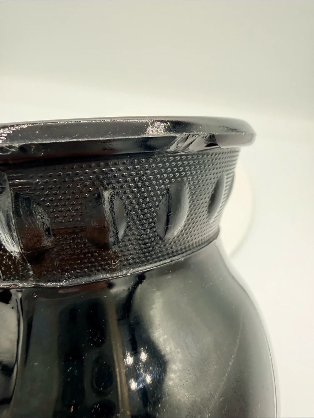 LE Smith, black amethyst Vase with thumbprint and black glossy finish